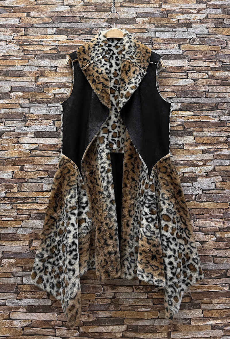 ES23 Black Leopard Coat
