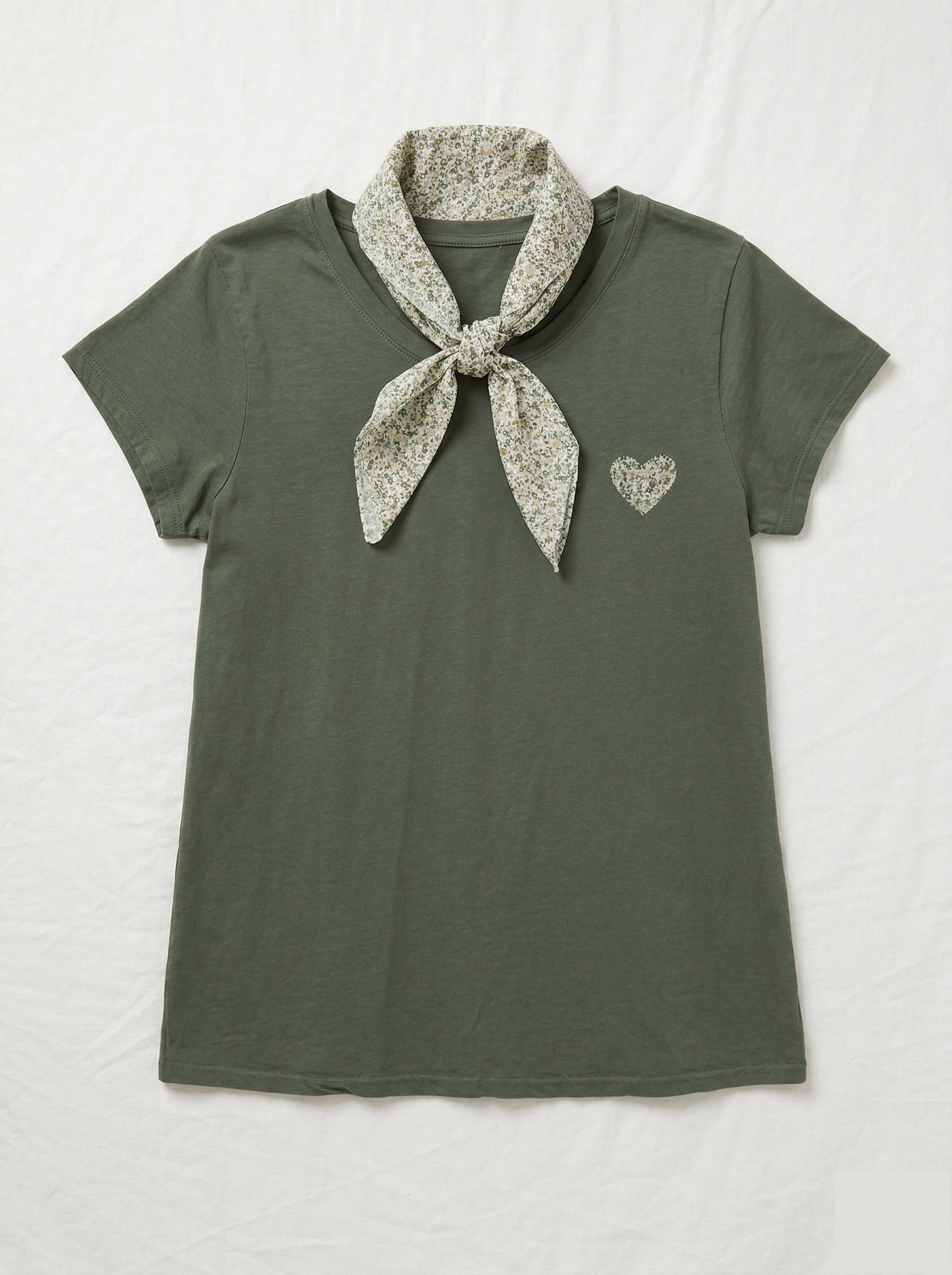MYHPLSKK Heart Pattern T-shirt and Liberty Scarf Kaki