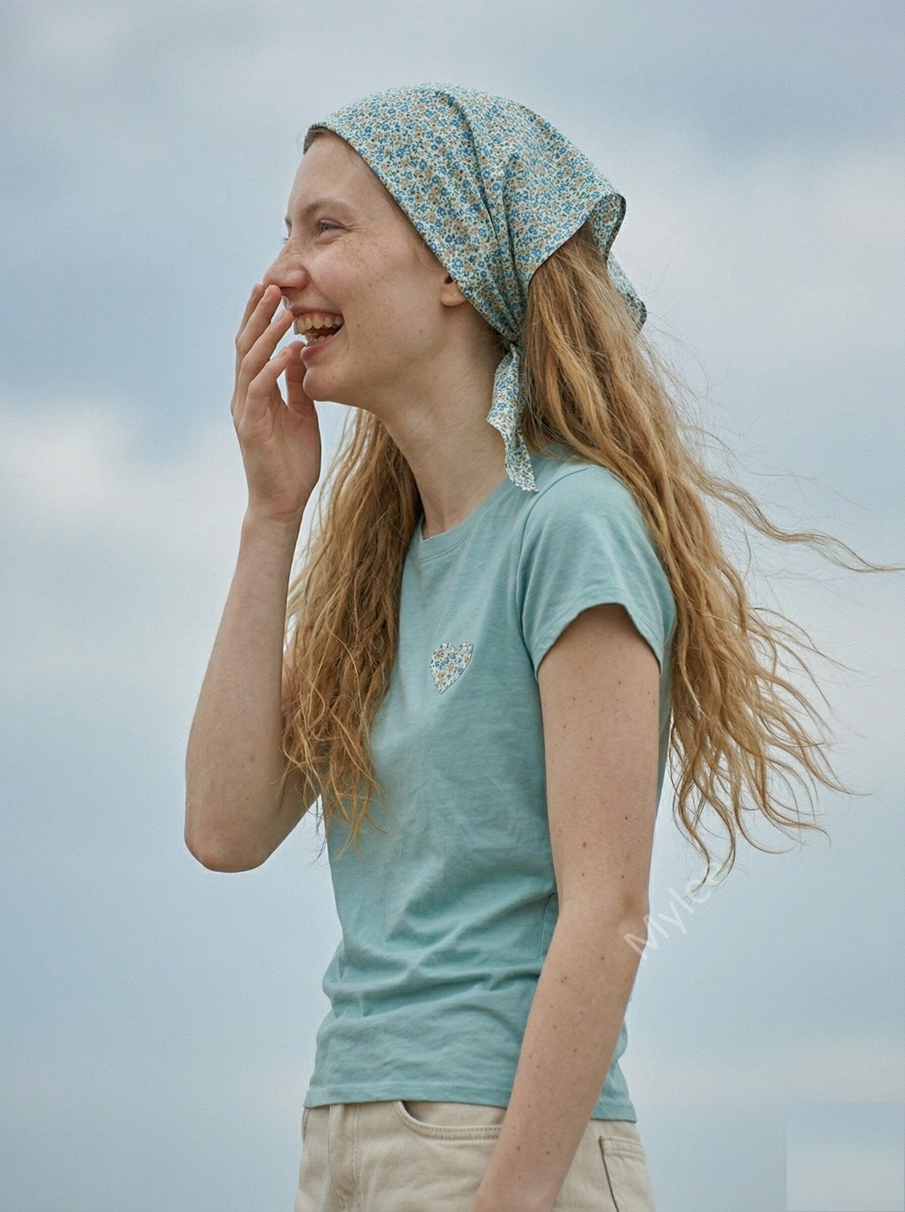 MYHPLSAM Heart Pattern T-shirt and Liberty Scarf Aqua Marine