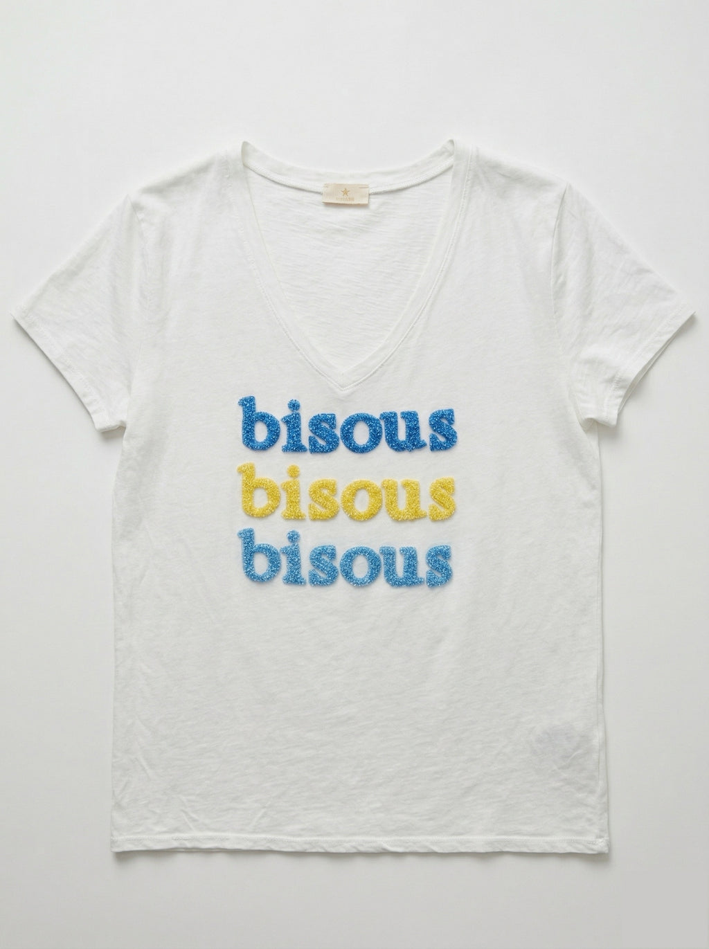 MYWEKSB White T-shirt with Embossed Kiss Sky Blue