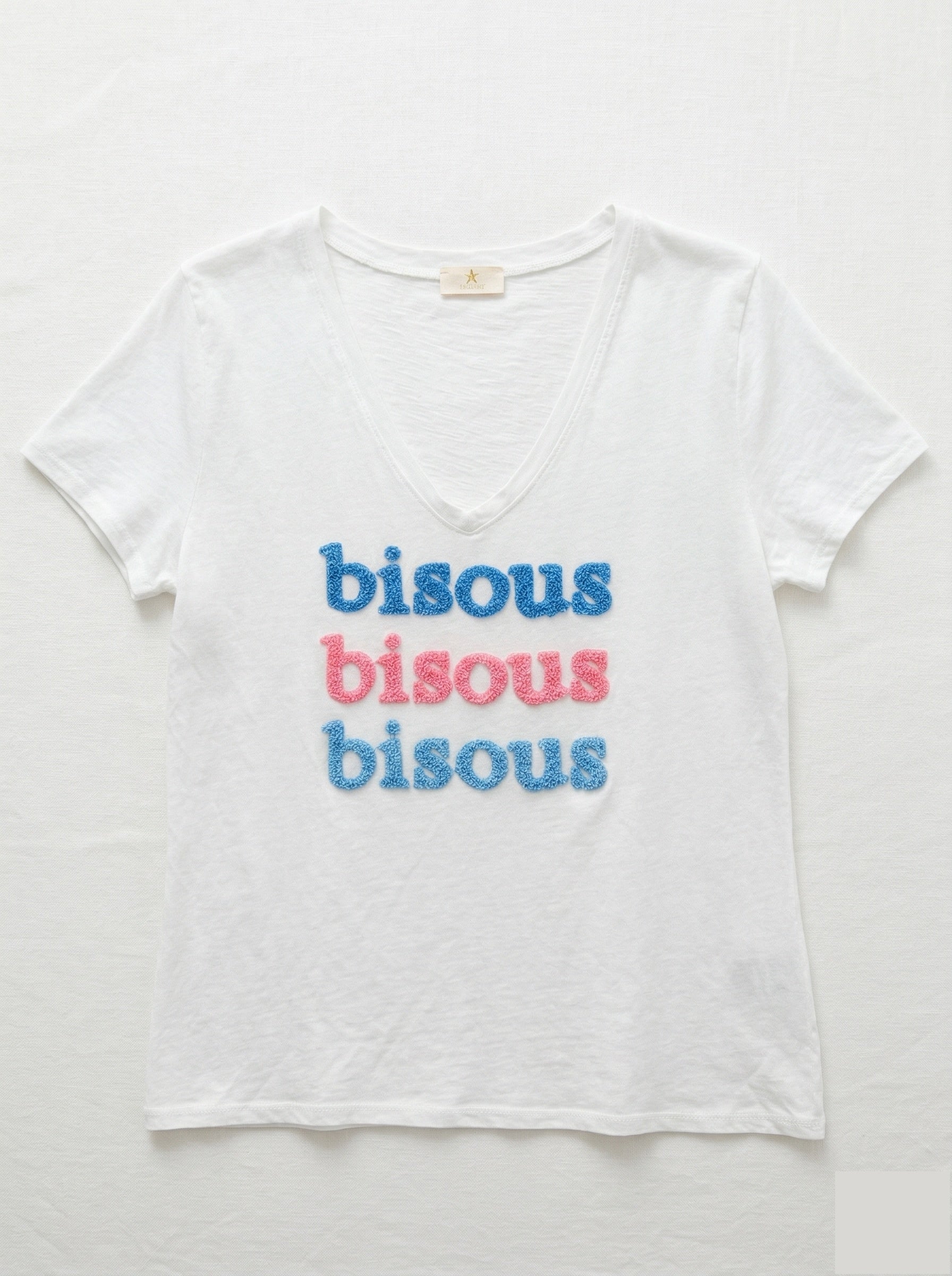 MYWEKBL White T-shirt with Embossed Kiss Blue