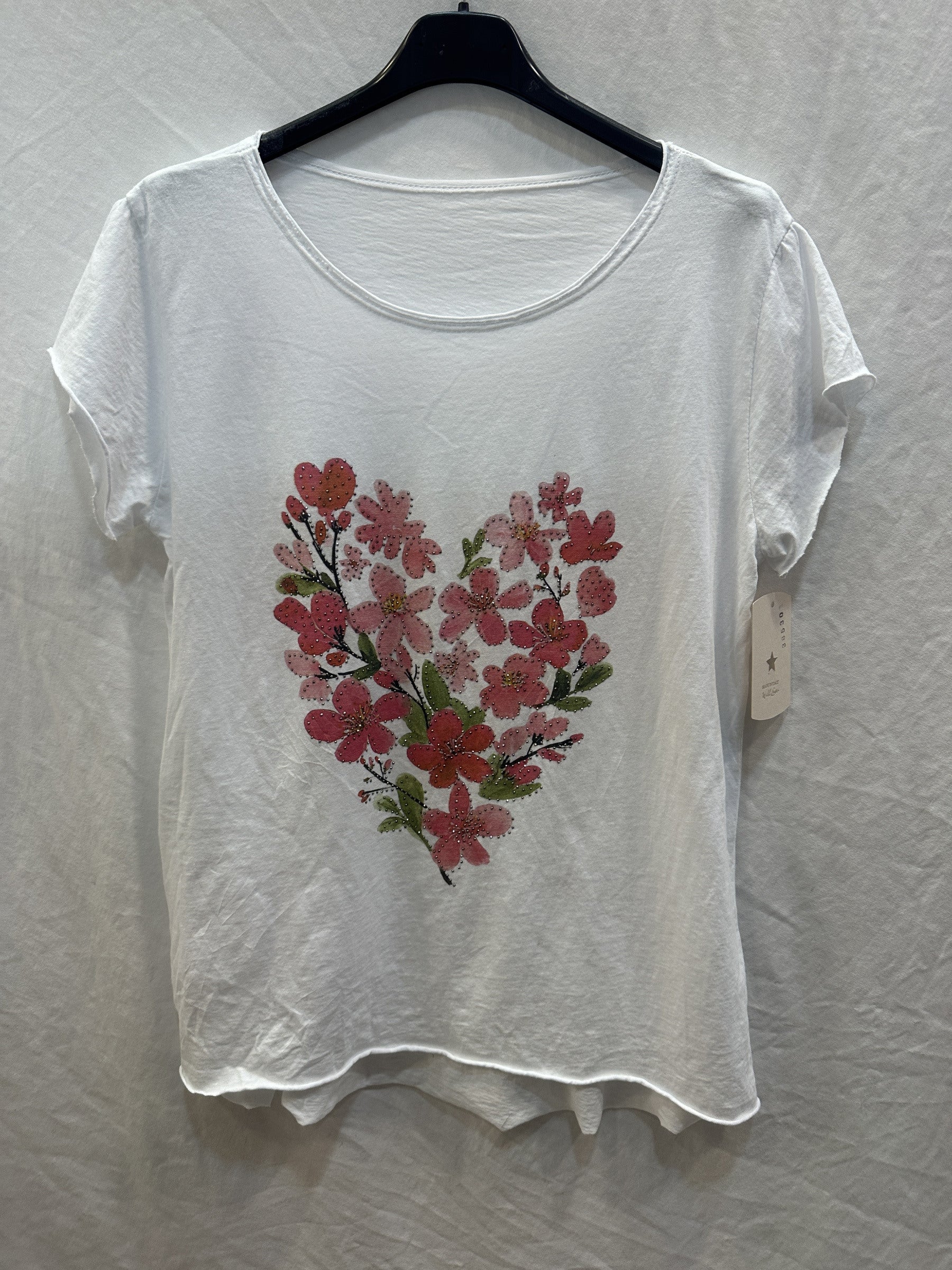 MYWCFHW White Coral Flower Heart T-shirt White