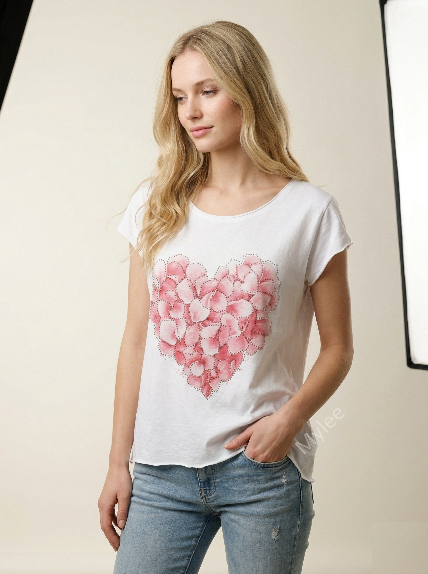 MYWHPW White Heart of Petals T-shirt White