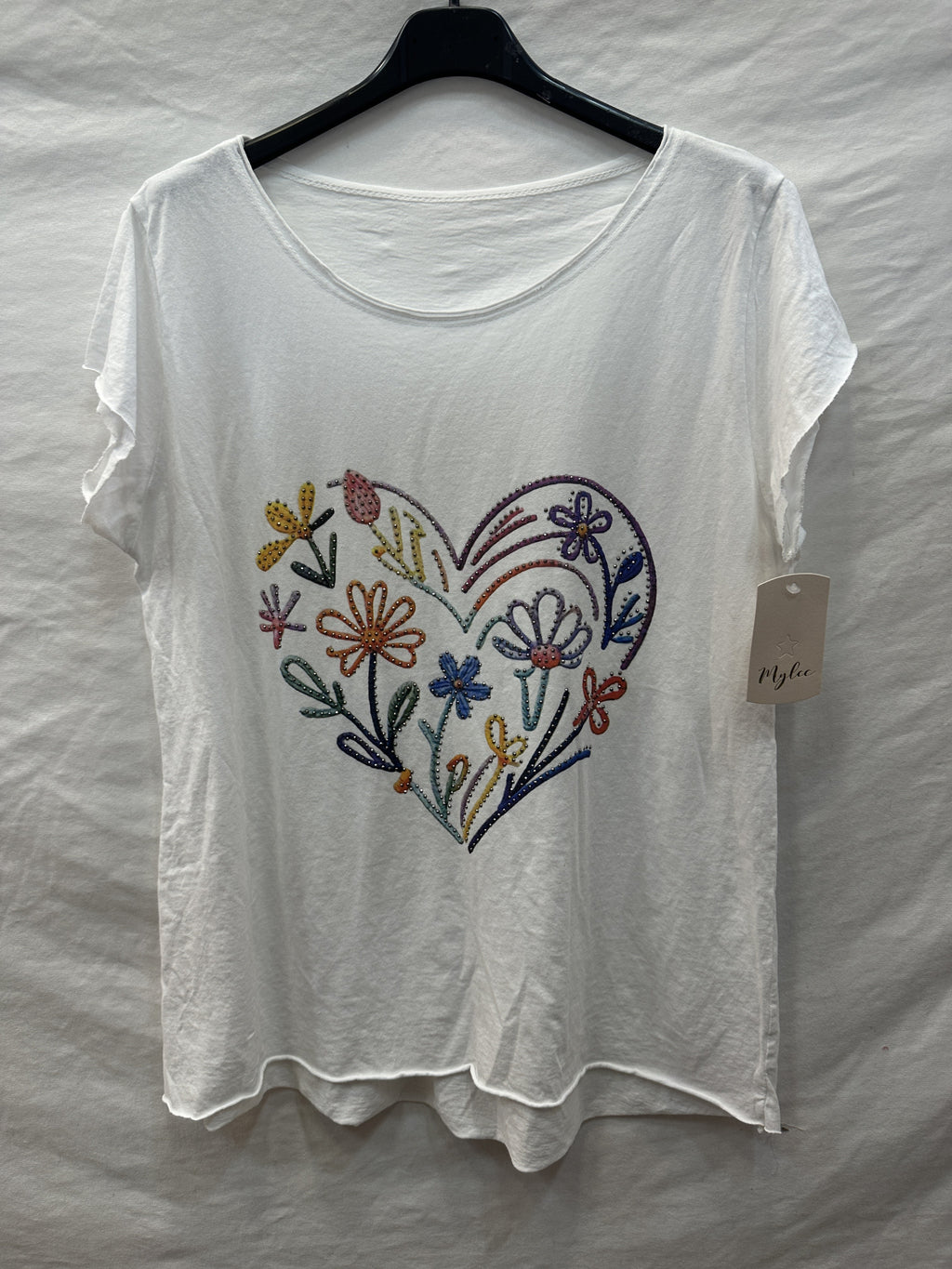 MYFHRRNW Floral Heart and Rhinestone Round Neck T-shirt White