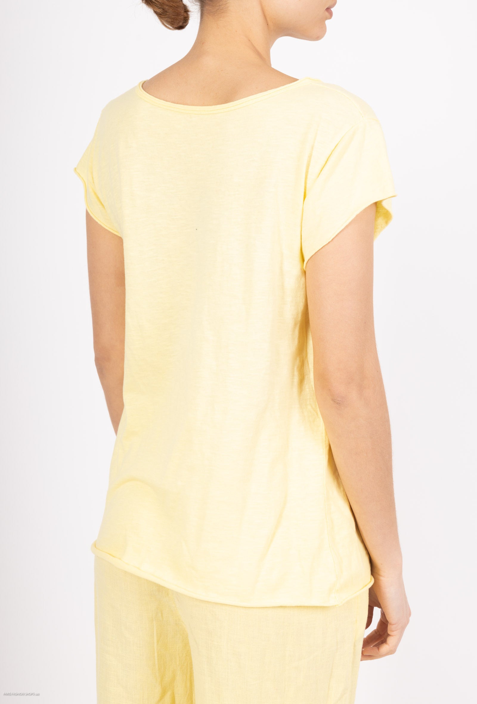 MYCTLY T-shirt Tunisian Collar Light Yellow