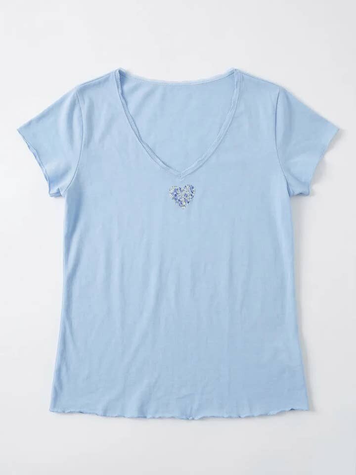 MYVLHLB V-Neck T-shirt with Liberty Heart Light Blue