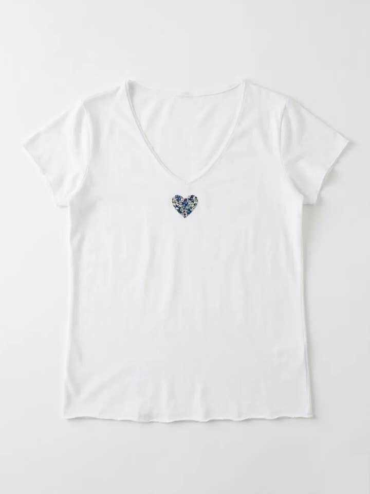 MYVLHEB V-Neck T-shirt with Liberty Heart Estate Blue