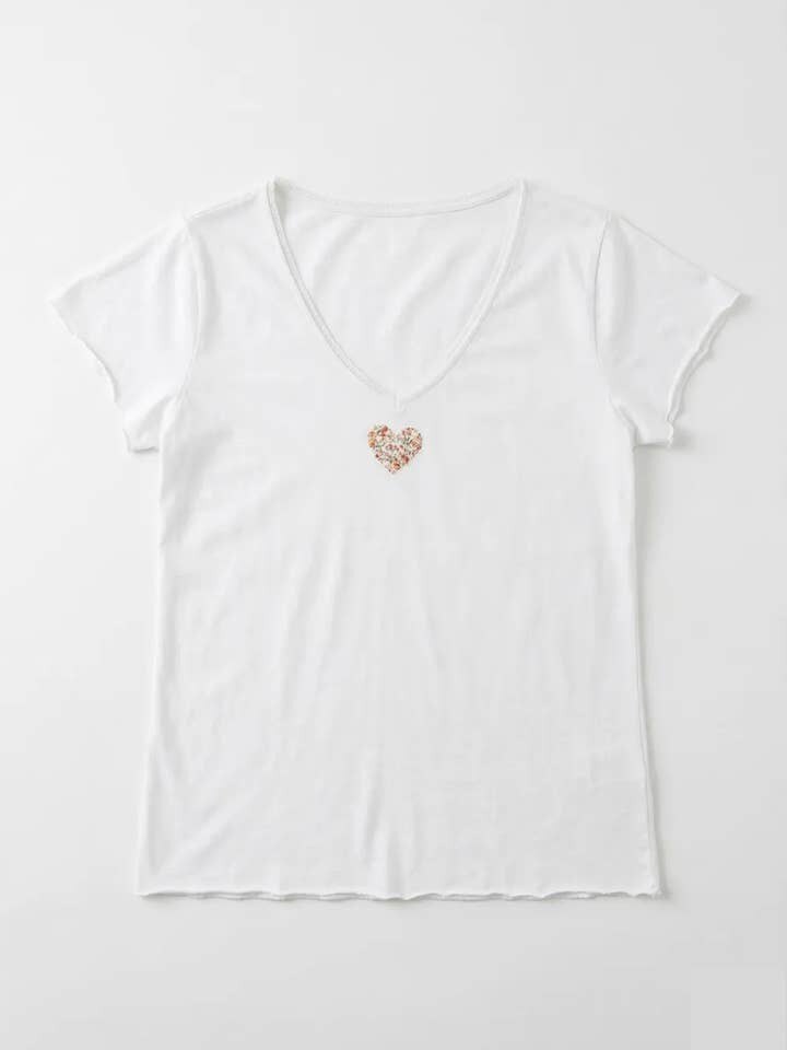 MYVLHSA V-Neck T-shirt with Liberty Heart Salmon