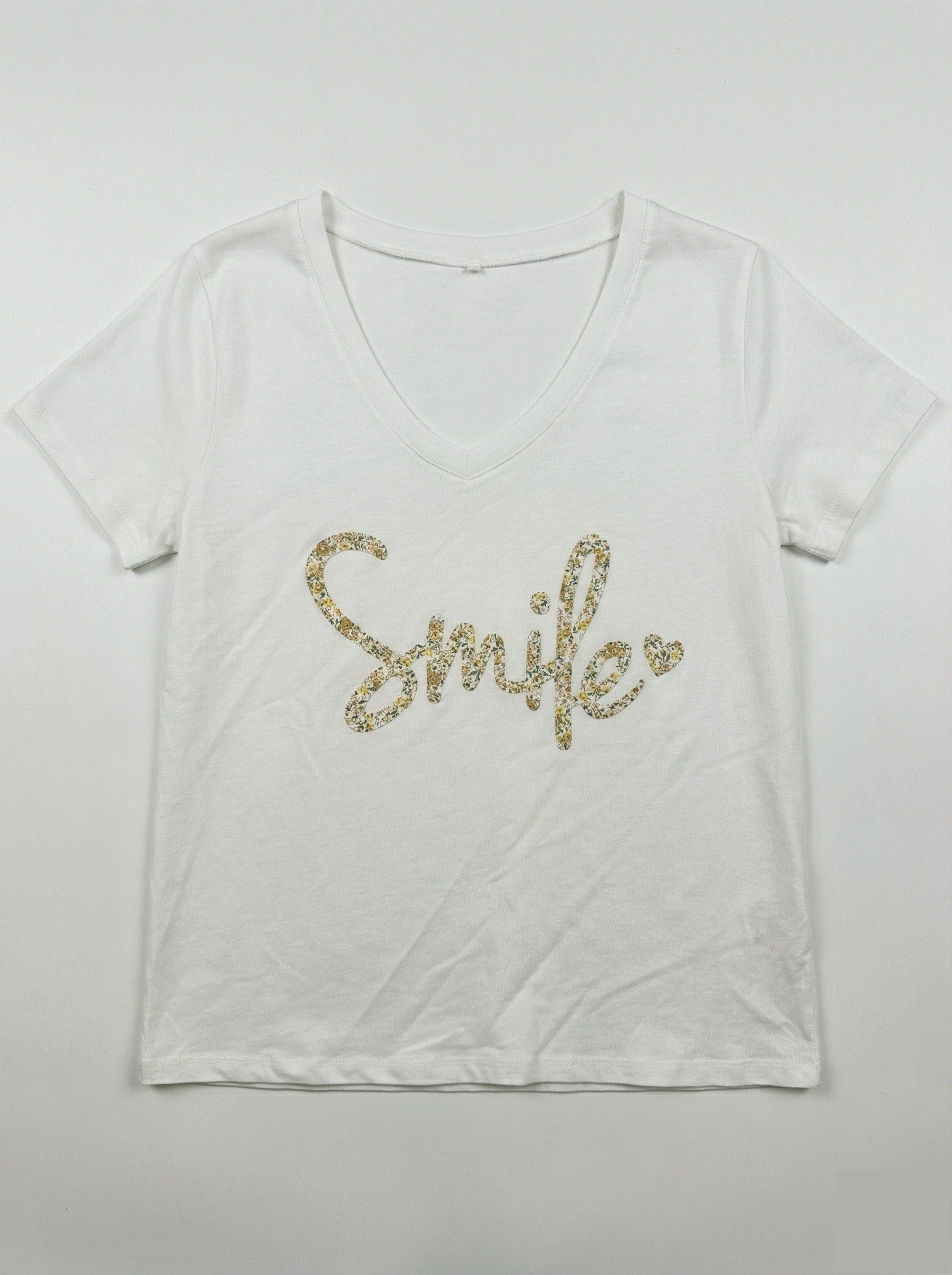 MYSVIV "Smile" V-neck T-shirt Ivory