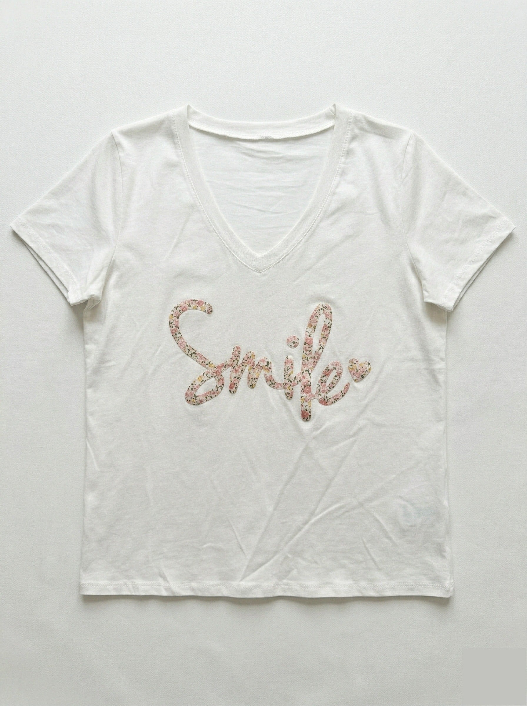 MYSVMG "Smile" V-neck T-shirt Magenta