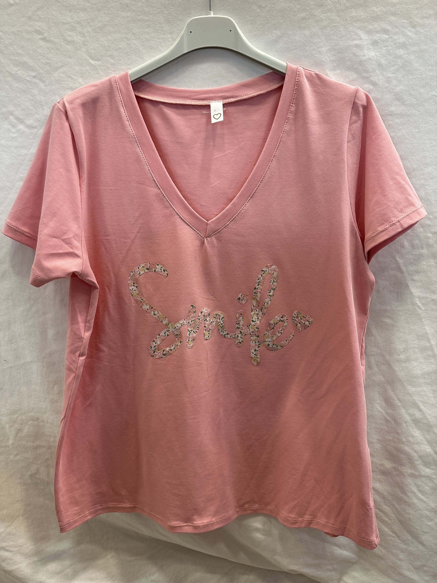 MYSVPK "Smile" V-neck T-shirt Pink