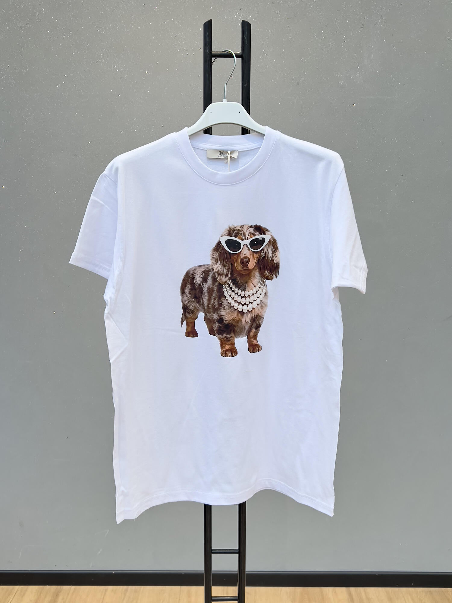 VLTSPWH Stylish Puppy T-Shirt White