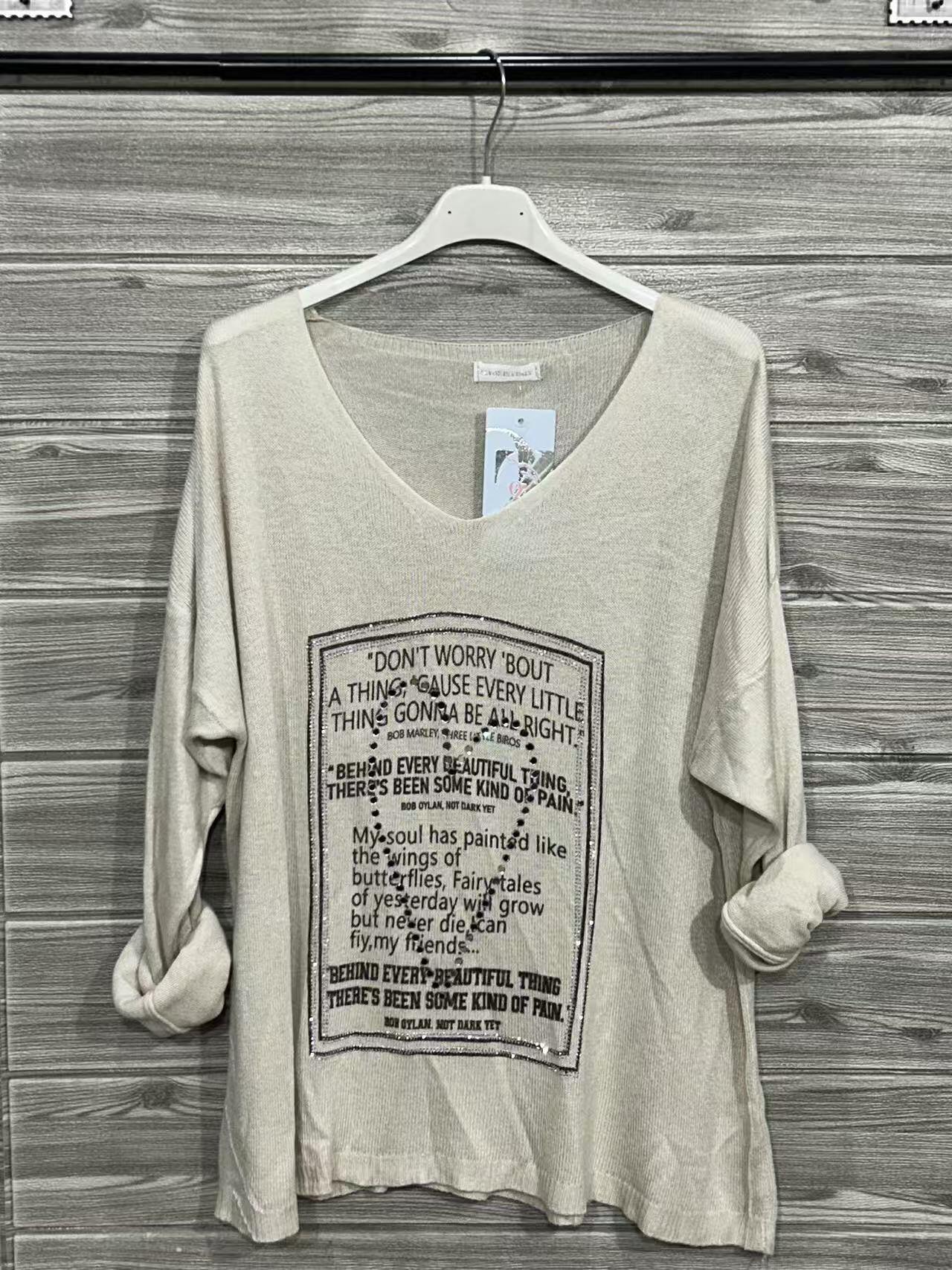 ZOT077EC Poetry Print Cotton Top Ecru