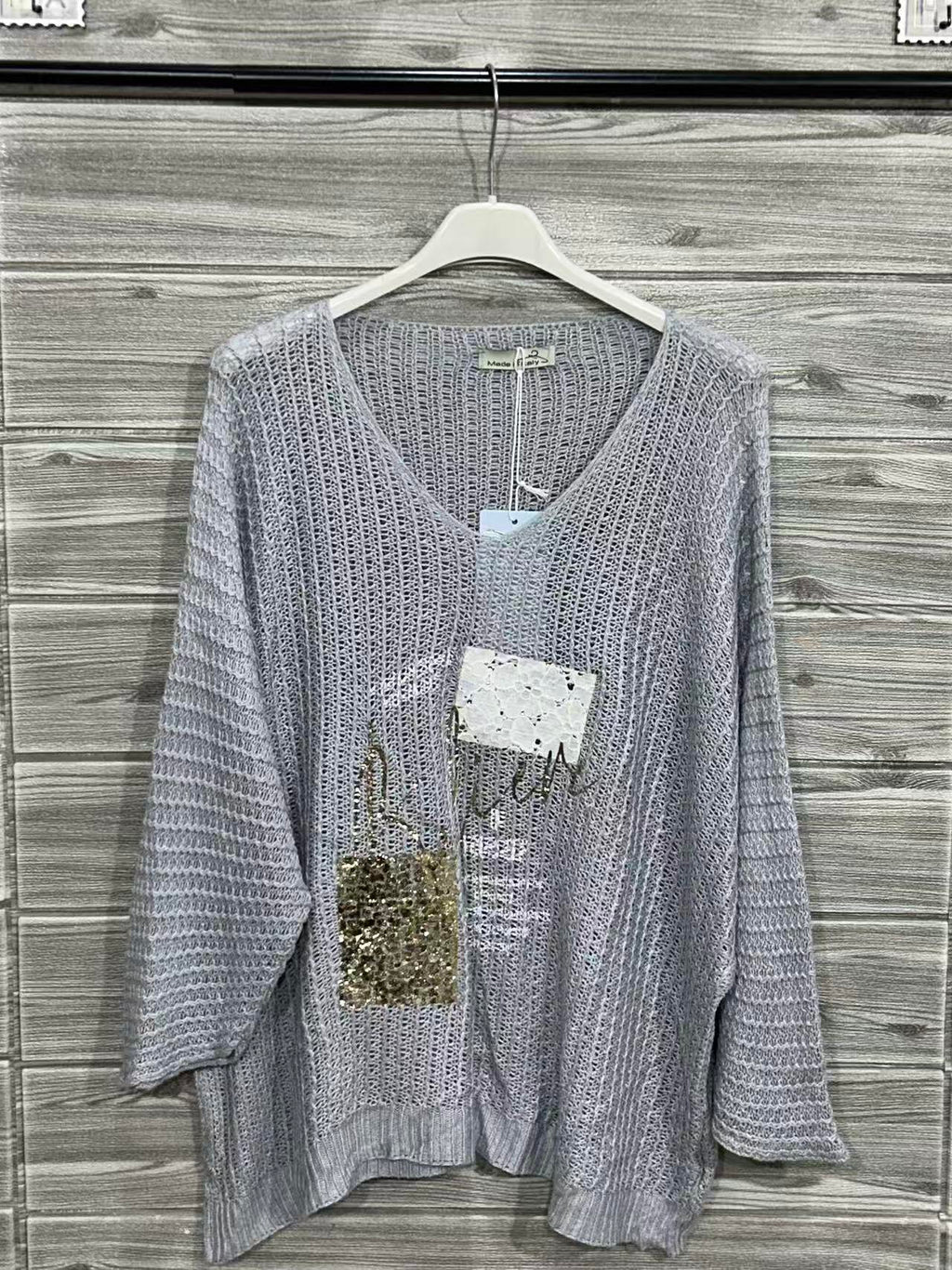 ZOT076LH Cap Logo V-Neck Cotton Top Light Gray