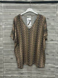 ZOT079BK Chevron Print V-Neck Top Black