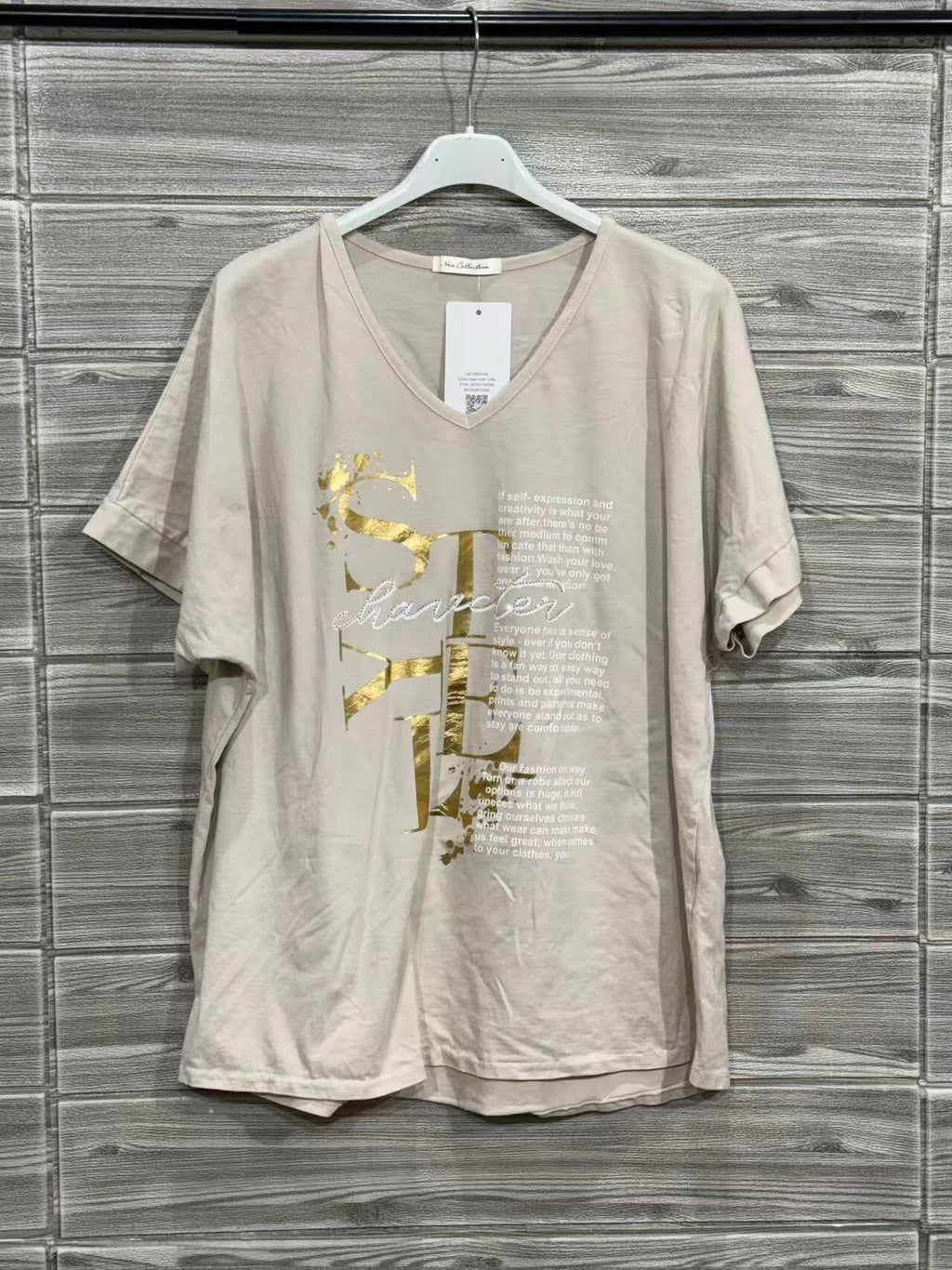 ZOT031EC Gold Foil V-Neck Cotton T-Shirt Ecru