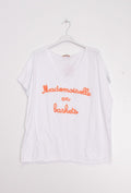 MYMEBFFOR T-shirt "Mademoiselle en baskets" Flocked White Background Orange