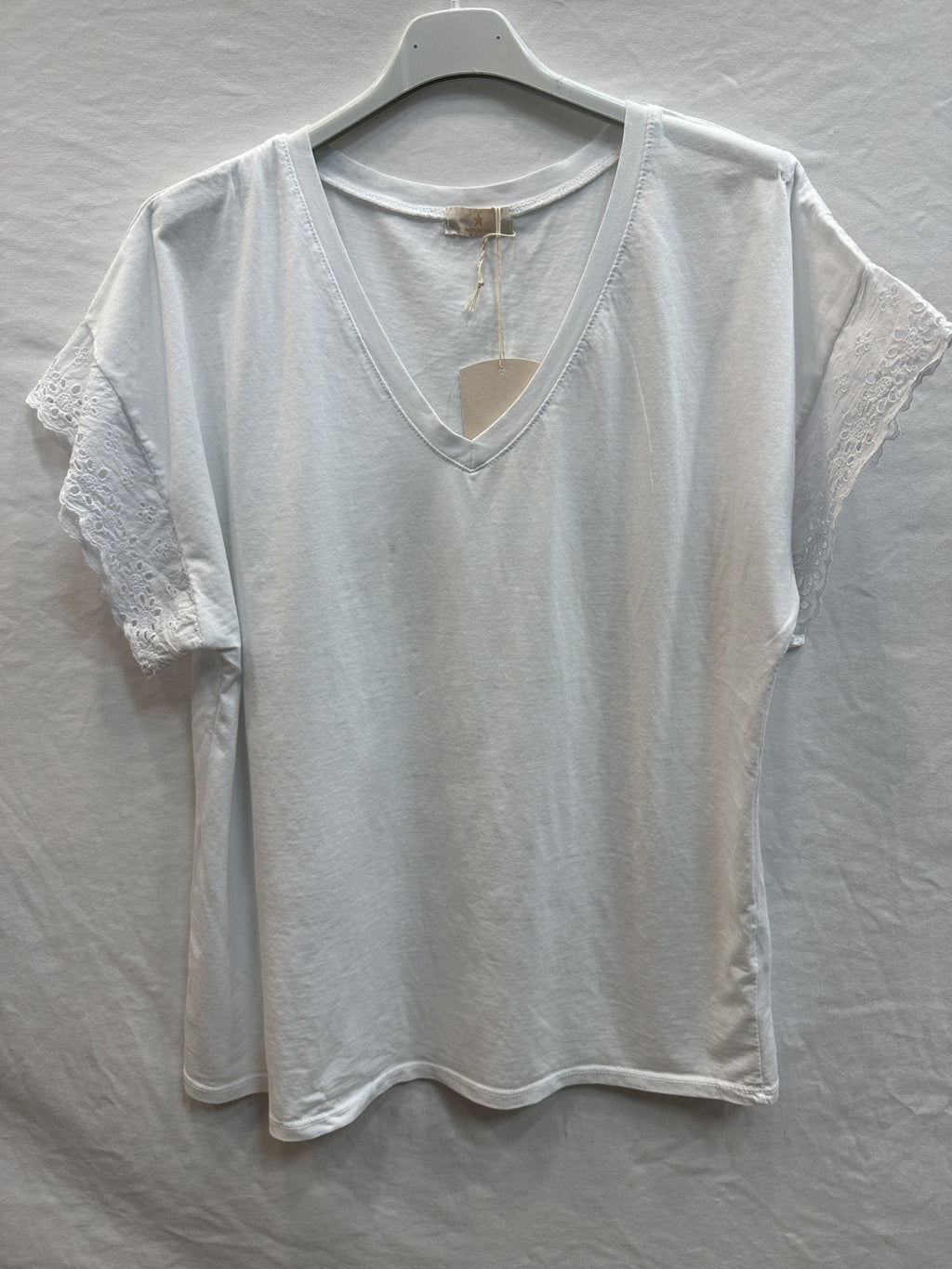 MYELSW T-shirt with English Lace Sleeves White