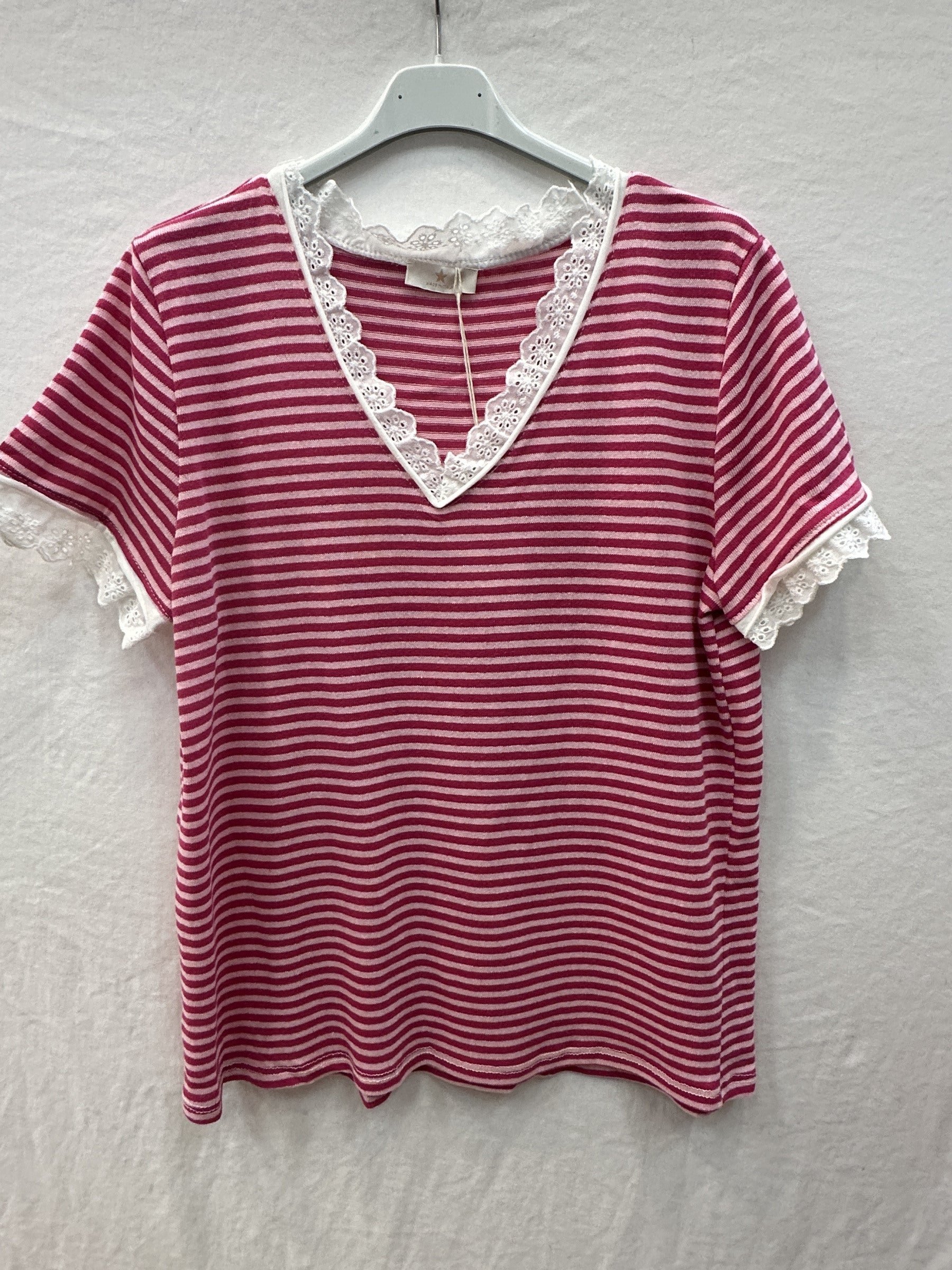 MYSVLFU Striped V-Neck Lace T-shirt Fuchsia