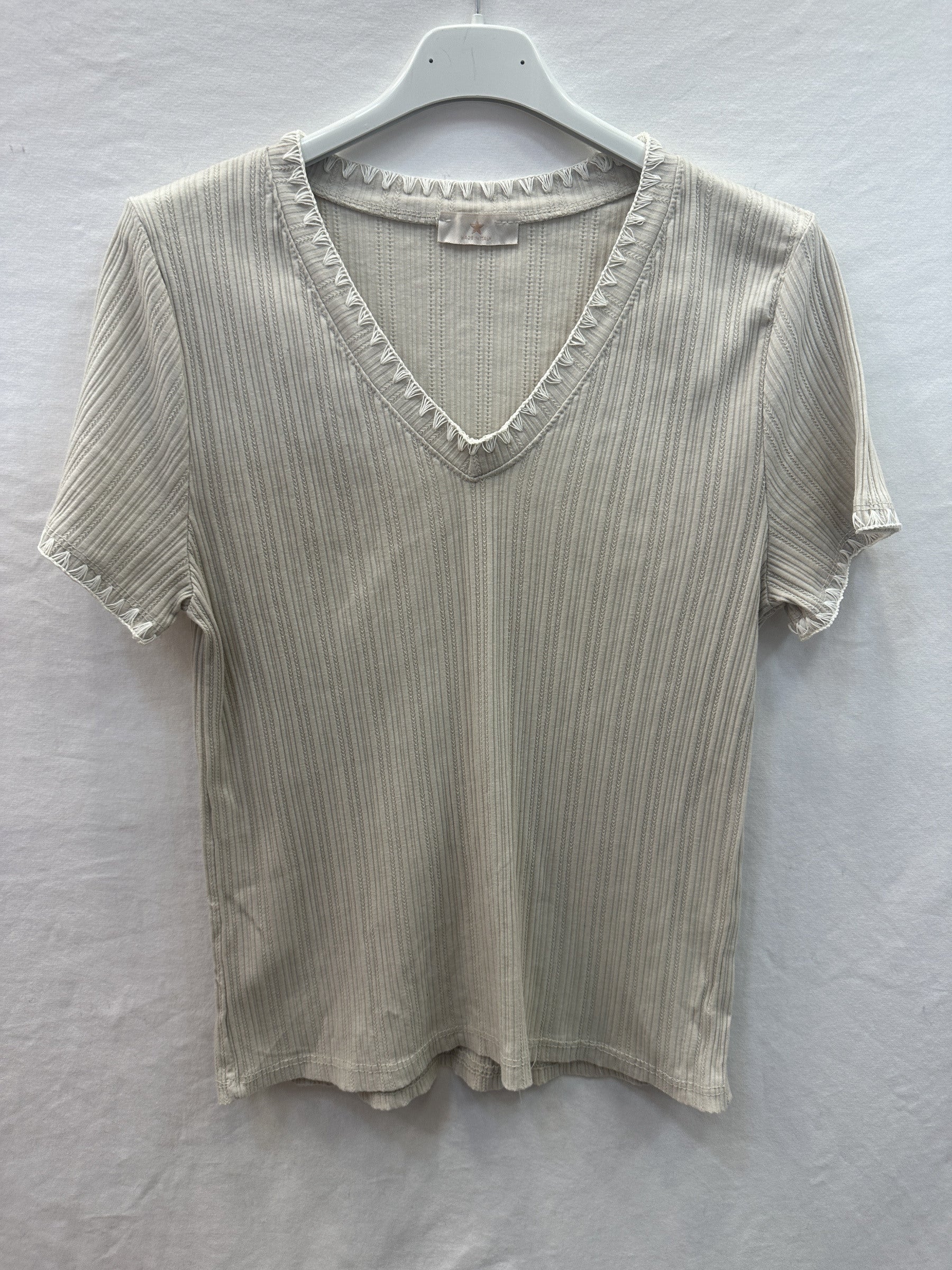 MYNRTCFBG Navy Ribbed Top with Crochet Finish Beige