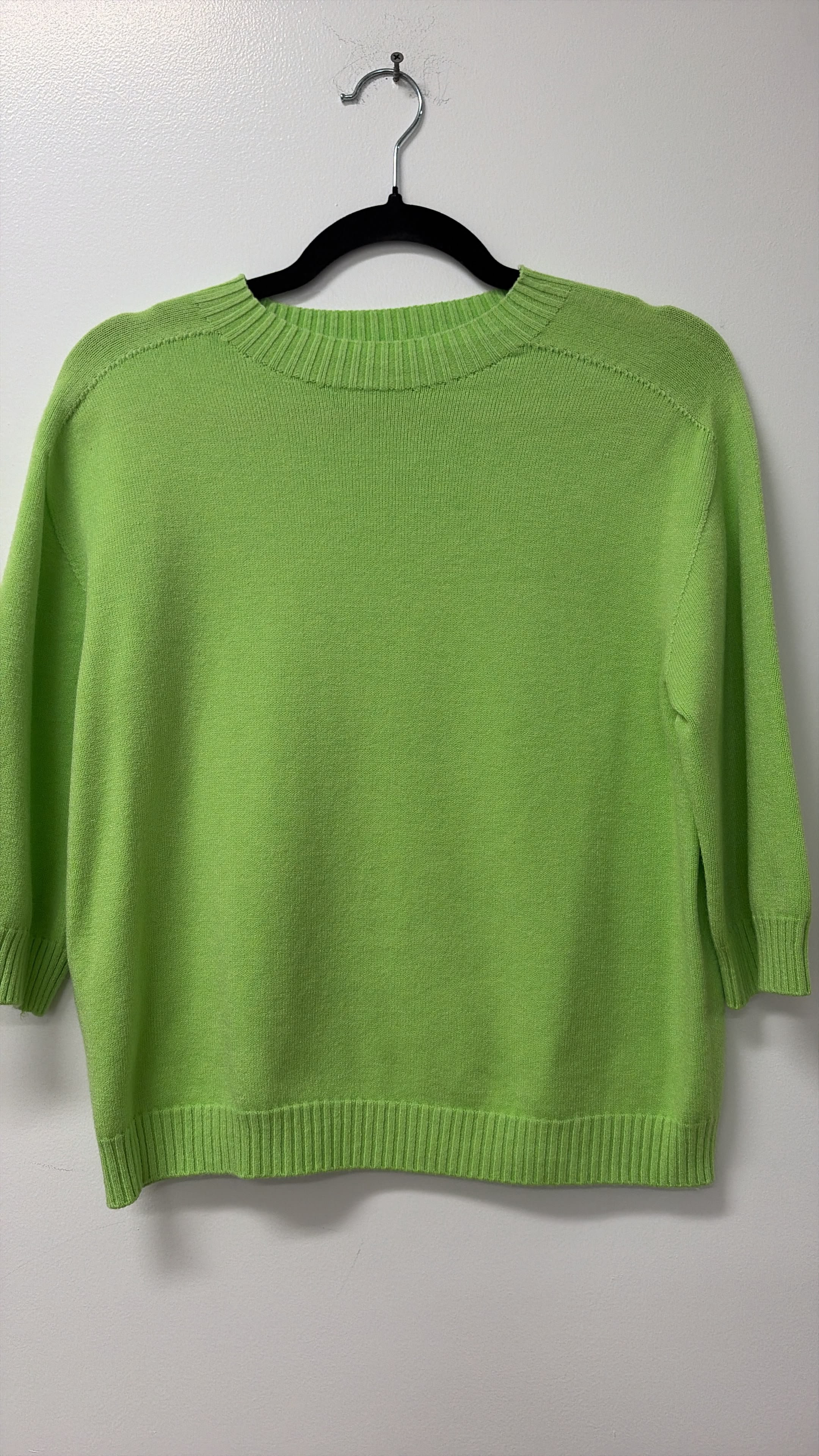 VCLM Super Soft Cozy Sweater Lime Green