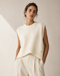 LUBXC4 White Boxy Knit Vest
