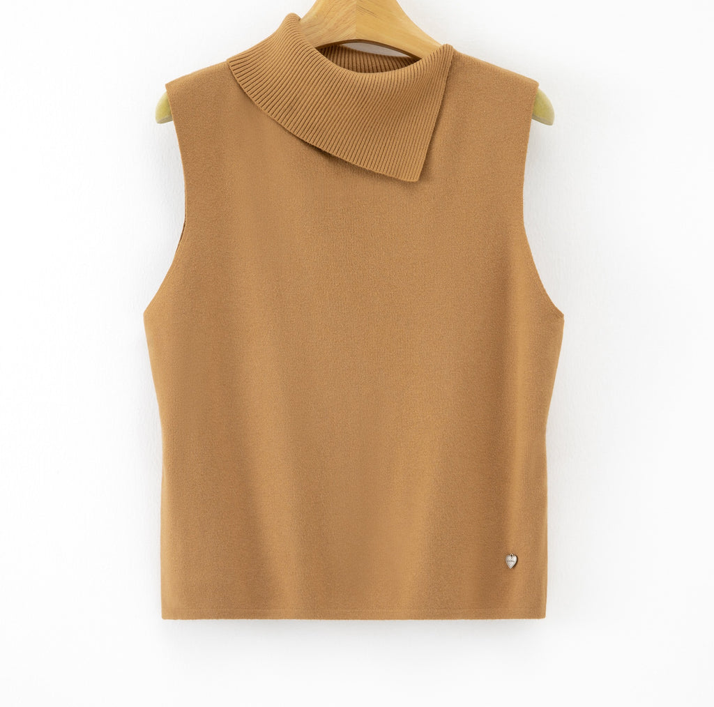 LUACT7 Camel Asymmetric Collar Top