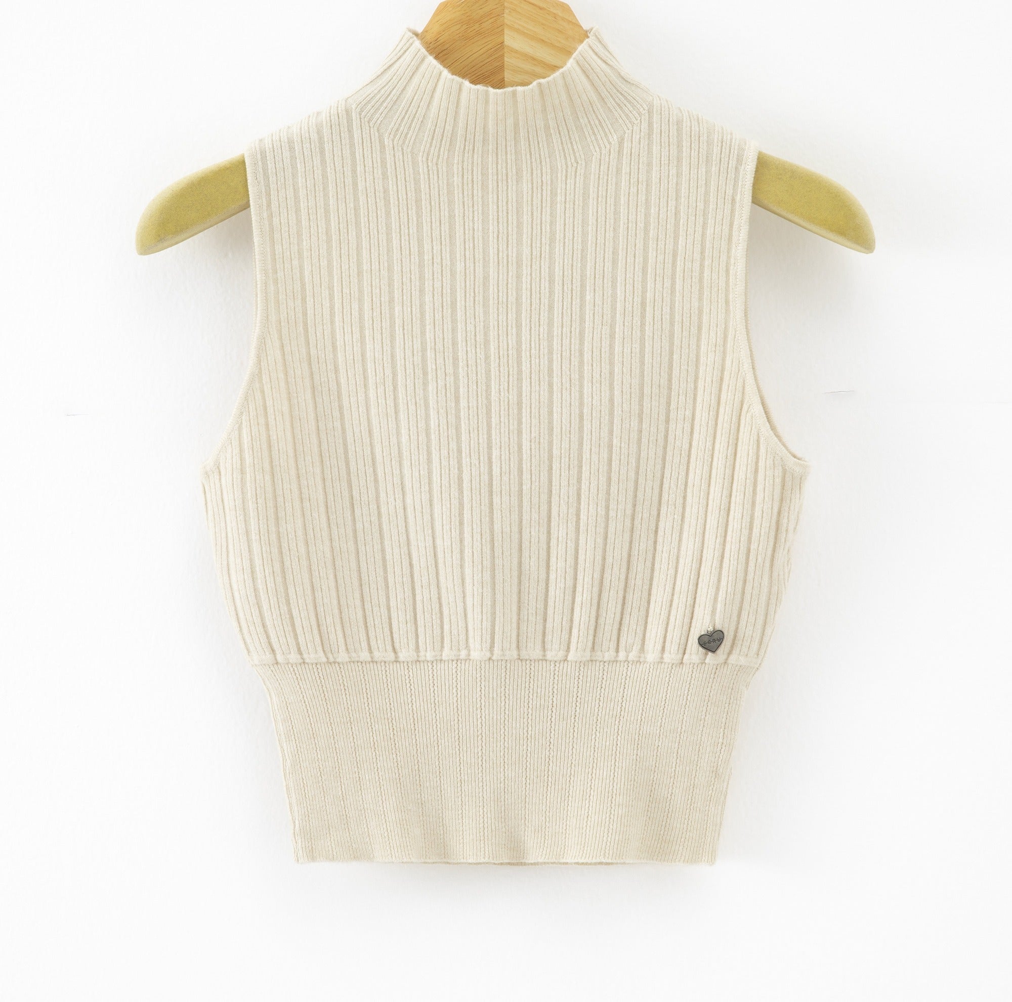 LURTS5 Ecru Ribbed Turtleneck Sweater